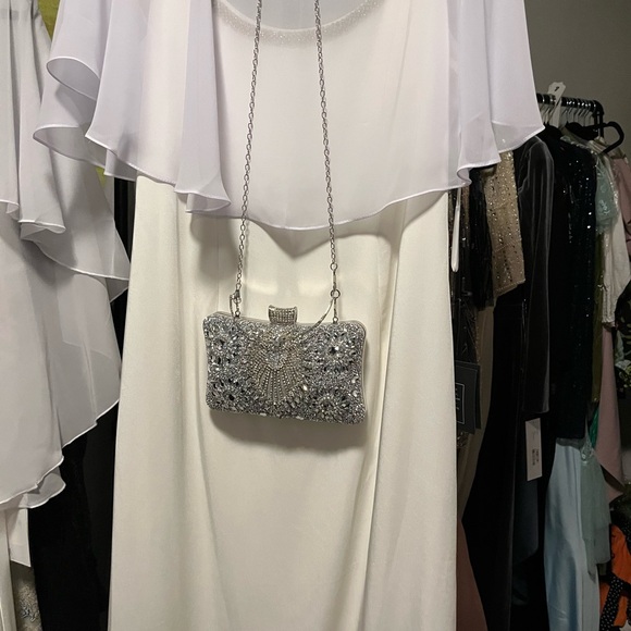 Sz 12 MacDuggal White Midi With Silver Beading At Neck W: Cape & Bag - Picture 3 of 6